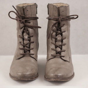 Frye Courtney Lace-up Boots 6B